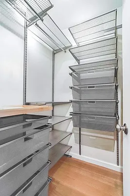 Rented by Sotheby's International Realty | media 11