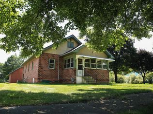 206 S 1st St, Terril, IA 51364