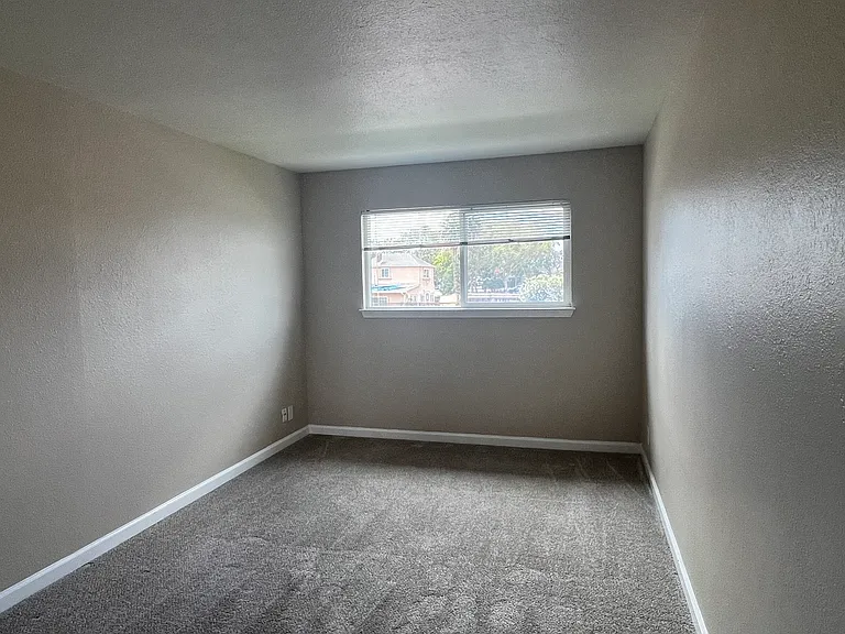 36976 Mulberry St #G — Photo 20