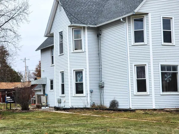 452 North Tyler Street, Lancaster, WI 53813