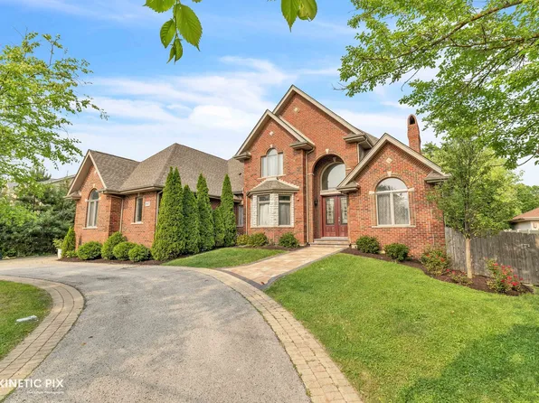 9937 S 88th Ave, Palos Hills, IL 60465
