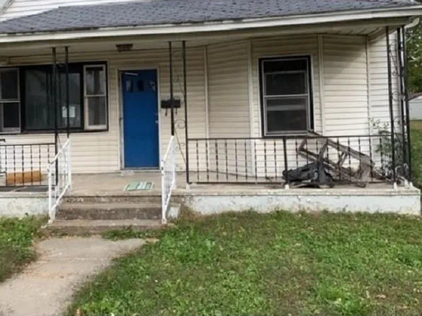 2004 N 17th St, Springfield, IL 62702