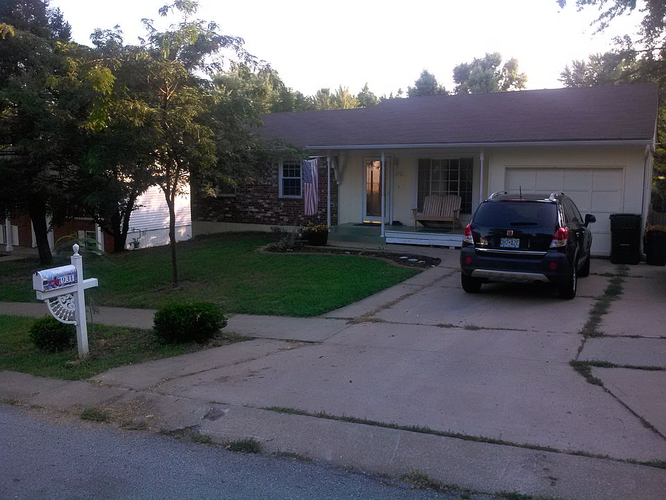 1st image of 1931 S Belmont Pl