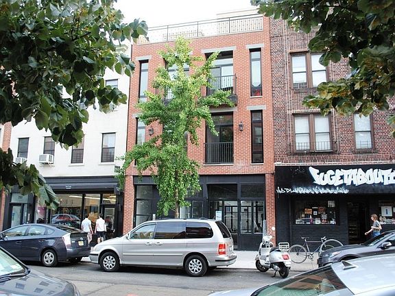 5th image of 278 Grand St #2F