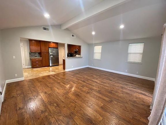 Open flooring plan with big family room