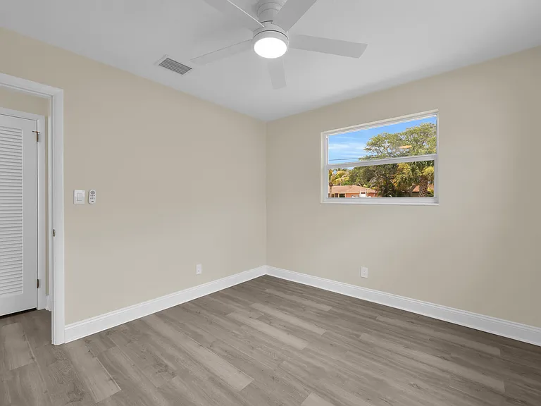 19035 SE Southgate Dr — Photo 16