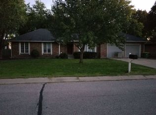 417 E Clay St, Valley Center, KS 67147