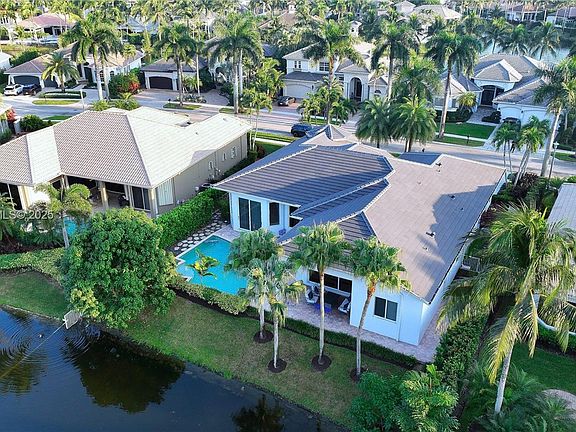 2nd image of 10921 Hawks Vista St