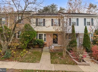 6057 Crown Royal Cir, Alexandria, VA 22310