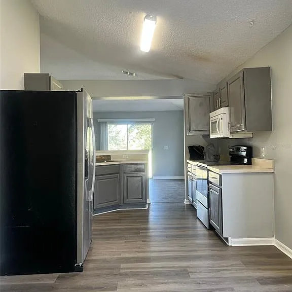 15937 Wilkinson Dr — Photo 5