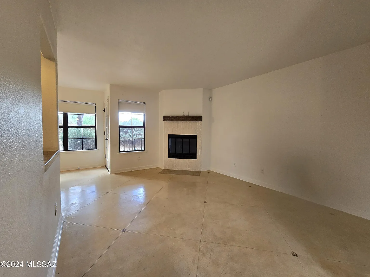 2 bed, 2.0 bath, 1076 sqft, $1,650 — Photo 4