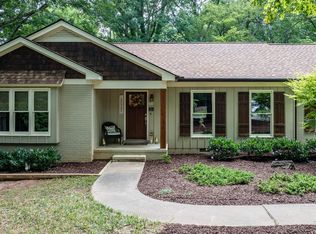 7016 Valley Dr, Raleigh, NC 27612