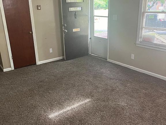 2nd image of 113 Colonial Dr