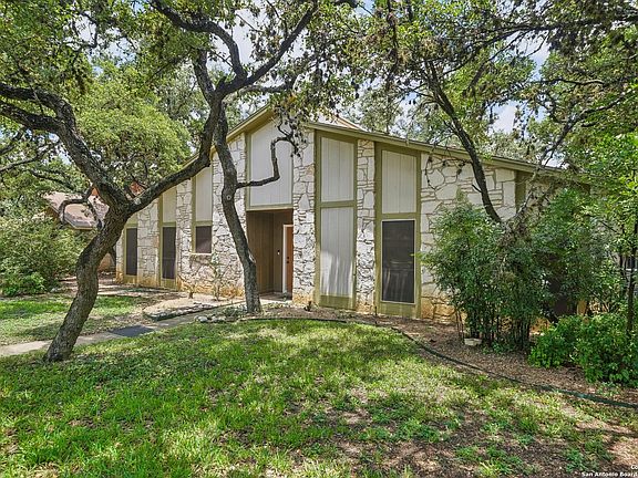 3rd image of 13634 PEBBLE OAK DR