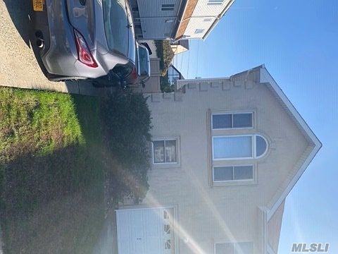 1st image of 452 E Olive St