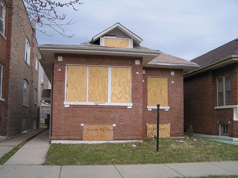 1st image of 7927 S Marshfield Ave