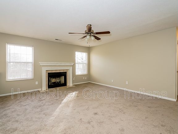 3rd image of 6137 King Lear Ln