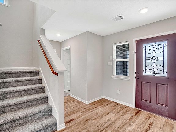 5th image of 6518 Deer Run Meadows Blvd