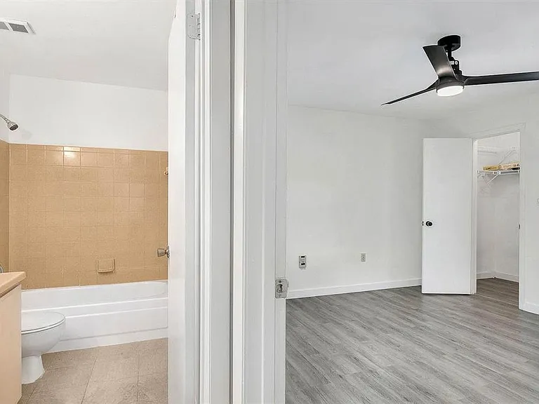 3032 Parkway Blvd #201 — Photo 12
