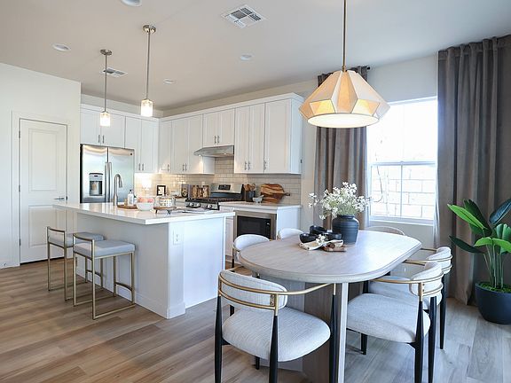 4th image of 6520 N 15th Dr #25-6537