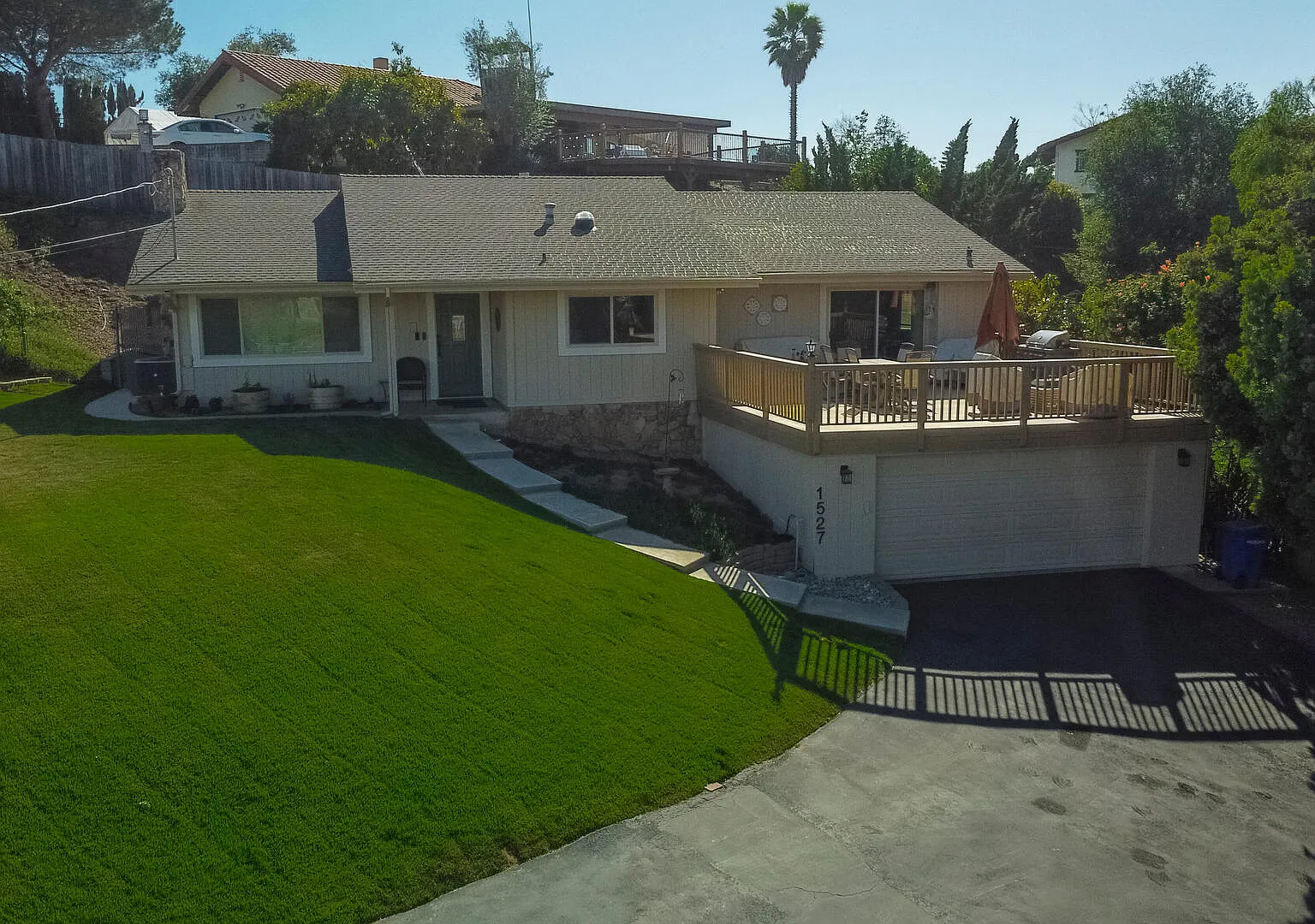 3 bed, 1838 sqft, $6,750 — Photo 2