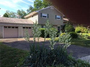 12 Overhill Rd, East Brunswick, NJ 08816