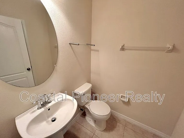 2123 Roanoke Springs Dr — Photo 13