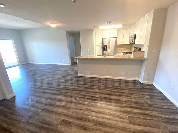 2nd image of 31295 Taylor Ln