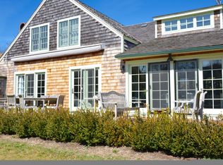 67 N Menantic Rd, Shelter Island, NY 11964