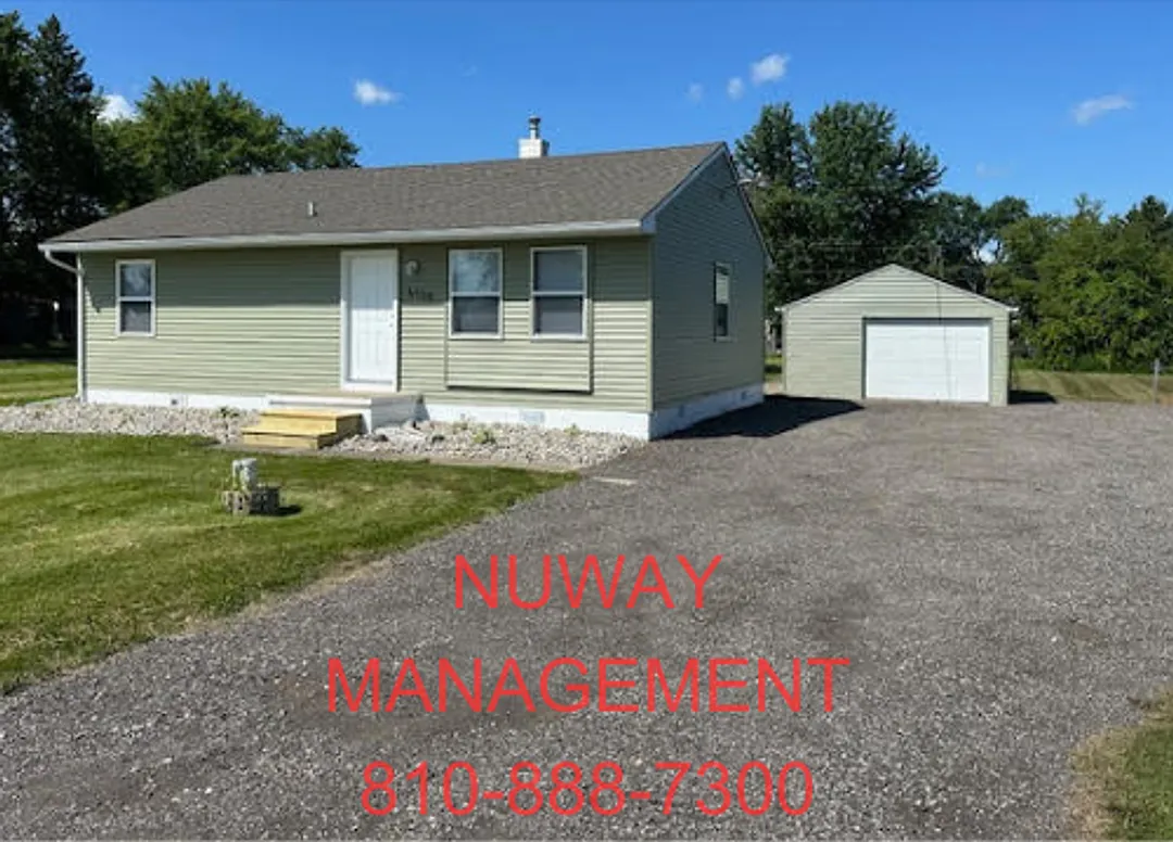 Available Now - 3 Bedroom House In Grand Blanc — Photo 1