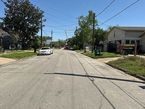 5th image of 7320 Avenue J