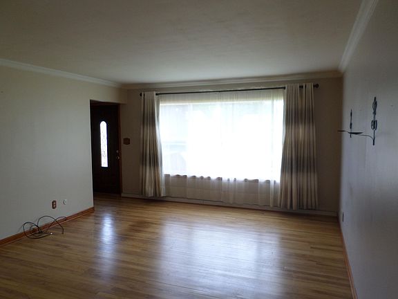 2nd image of 1016 E 8th Ave