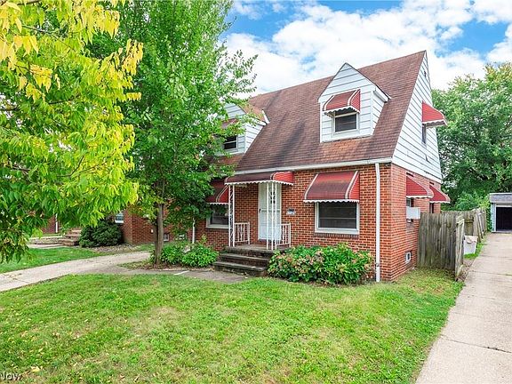 2nd image of 13525 Highlandview Ave