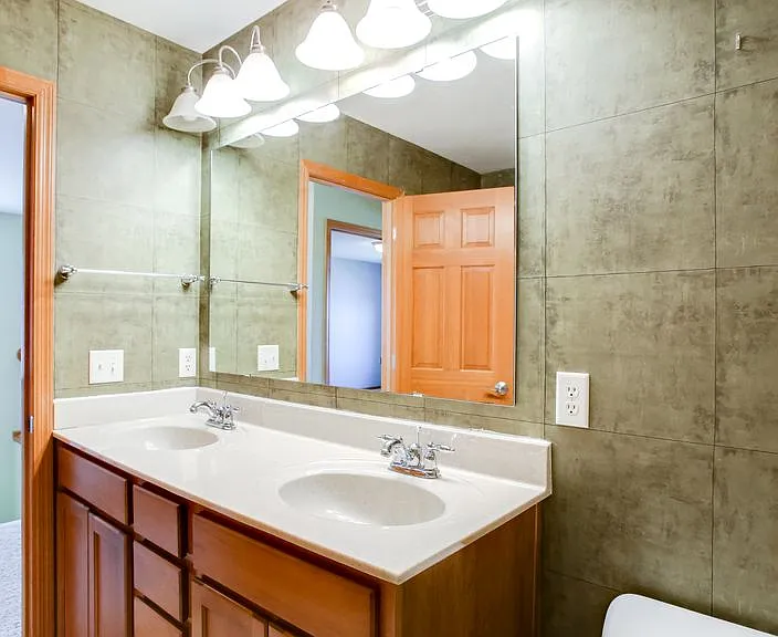 3331 Cherry Ln #D — Photo 36