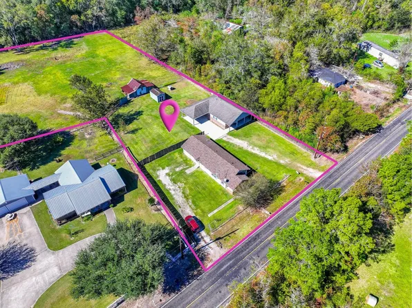 816 Martin Luther King Rd, Liberty, TX 77575