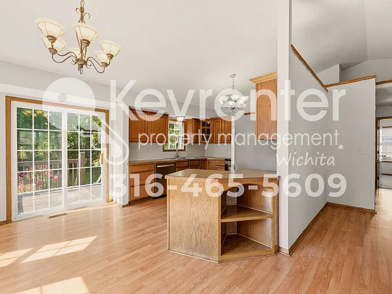 827 S Sunset Cir — Photo 7