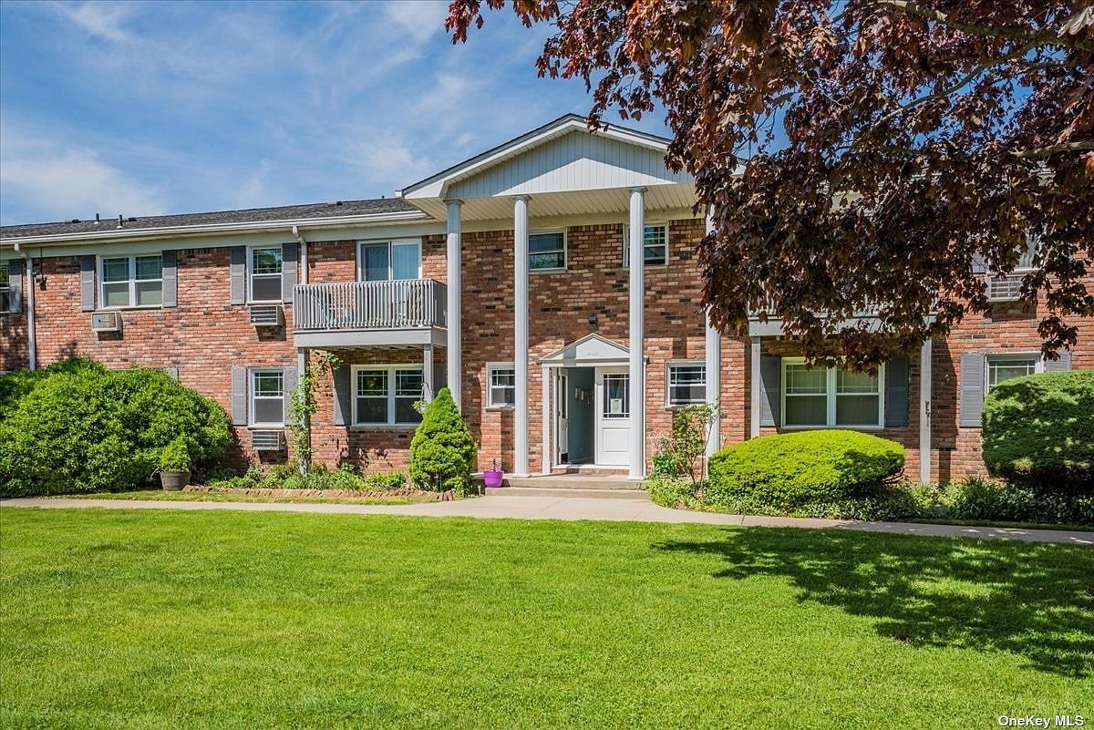 31 Fairharbor Drive UNIT 31, Patchogue, NY 11772 Zillow