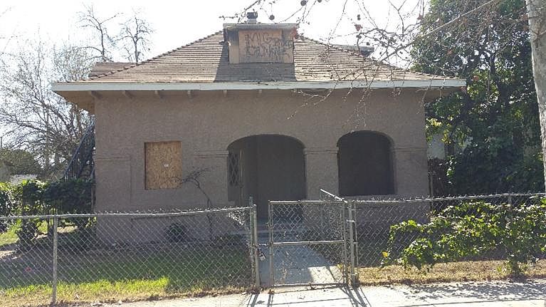 1st image of 3040 E Washington Ave