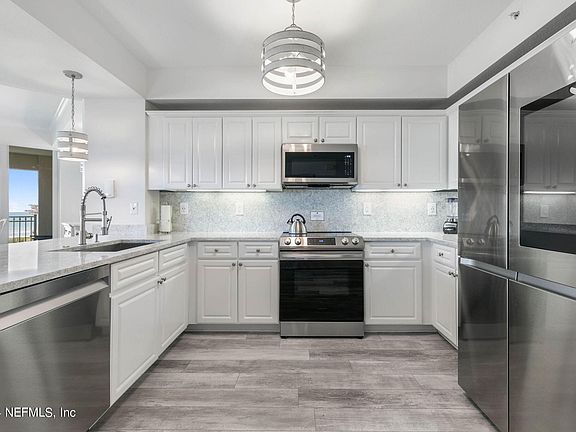 3rd image of 200 OCEAN CREST Drive #310
