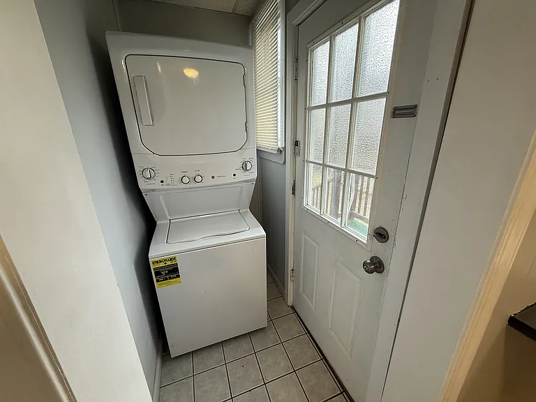 121 Chestnut Ave #A — Photo 13