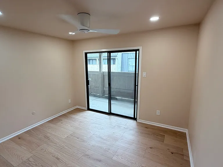 8435 Hearth Dr — Photo 7