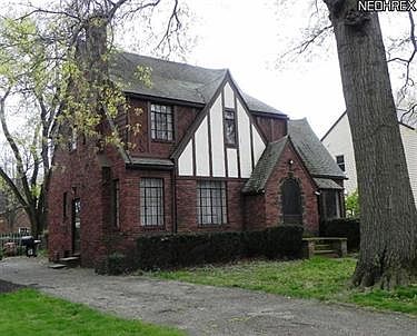 1st image of 19925 Laurel Ave