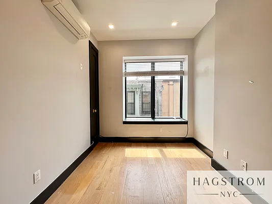 Rented by Hagstrom Management Inc | media 22