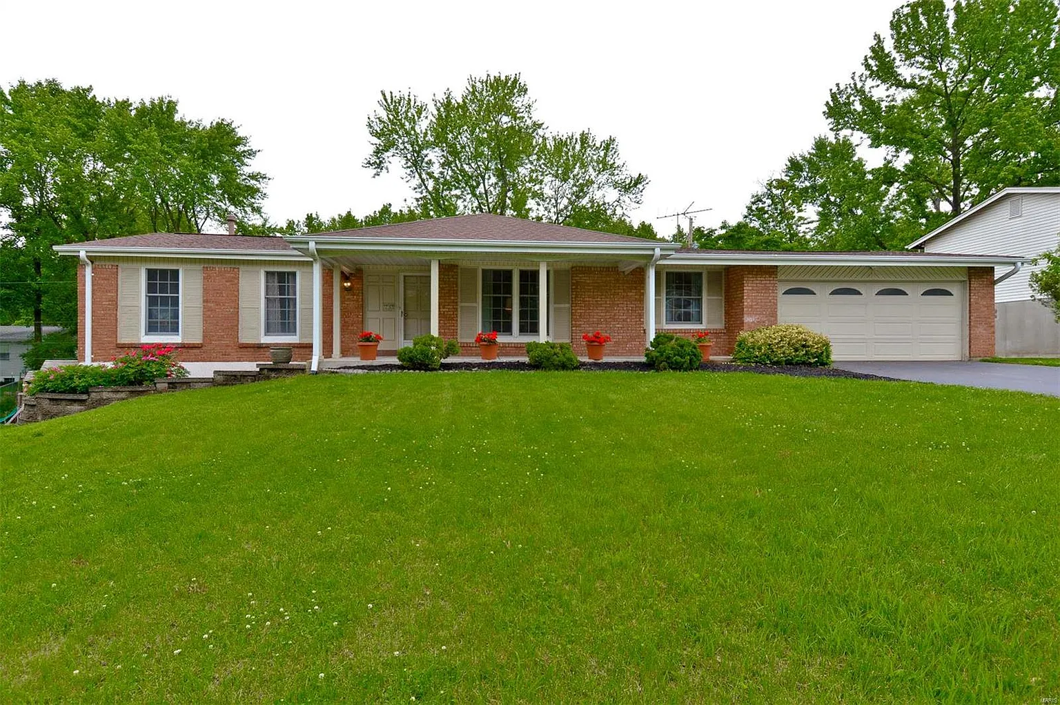 12167 Mirror Lake Dr photo 1