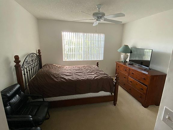 5th image of 101 Asbury Way
