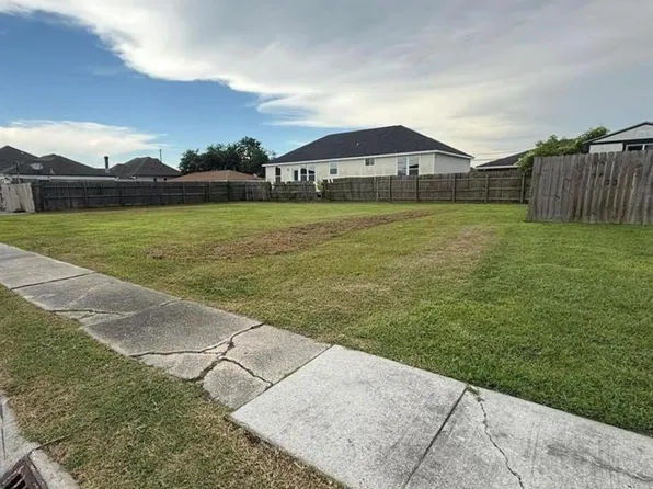 3505 Gallo Dr, Chalmette, LA 70043