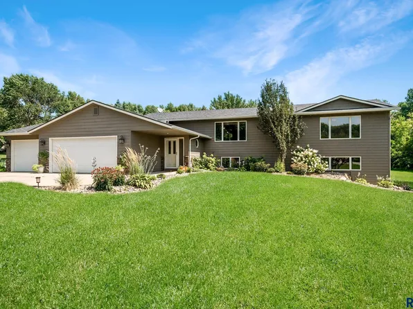 25793 Packard Ln, Renner, SD 57055
