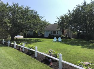 7 Holly Ln, Harwich, MA 02645