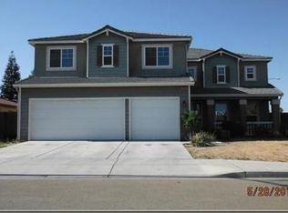 5569 E Pitt Ave, Fresno, CA 93727
