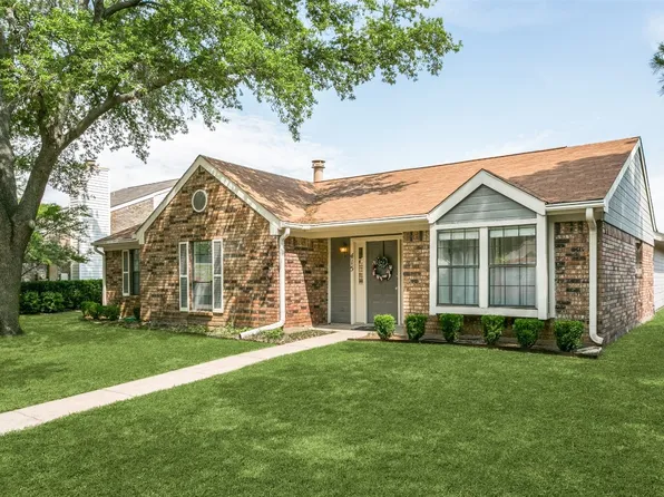 415 Wind Wood Dr, Lewisville, TX 75067